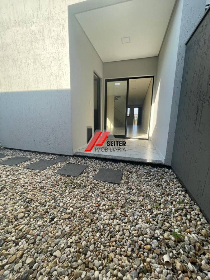 Casa geminada à venda no bairro Campeche em Florianópolis