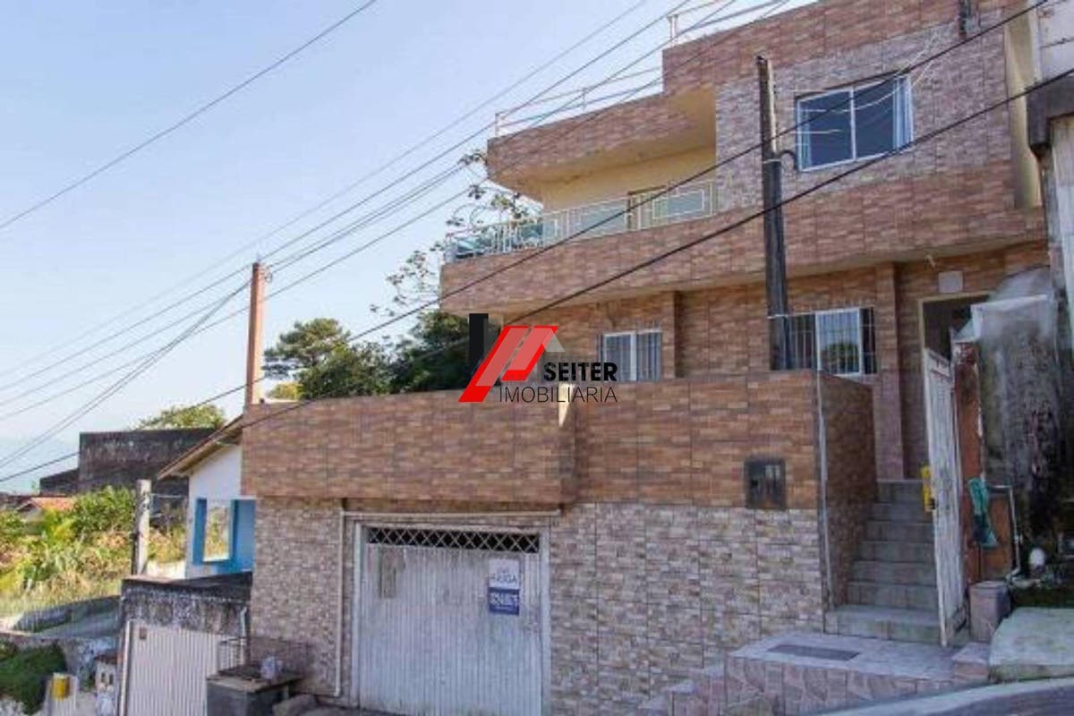 Casa a venda com 270 m² José Mendes Florianopolis