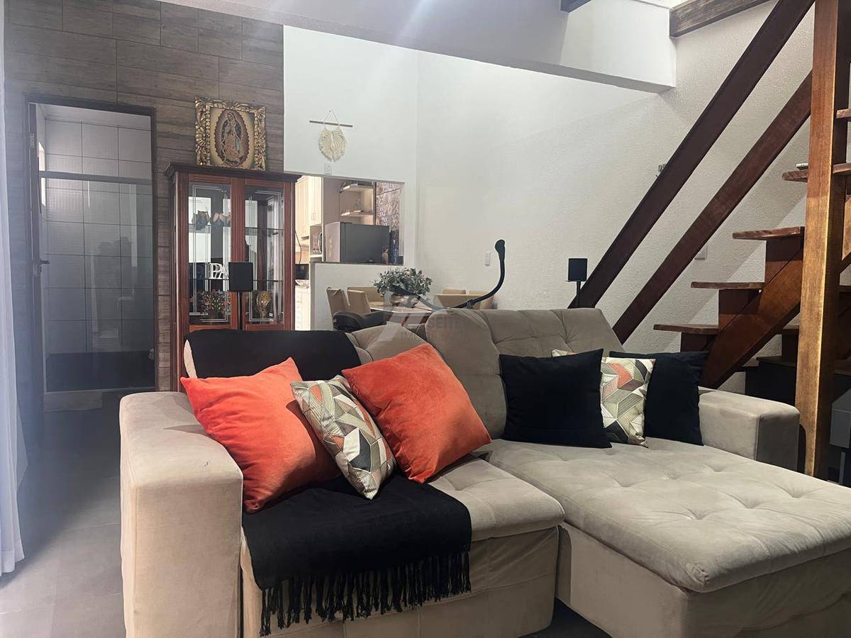 Casa 3 dormitórios para Venda no São João do Rio Vermelho Florianópolis