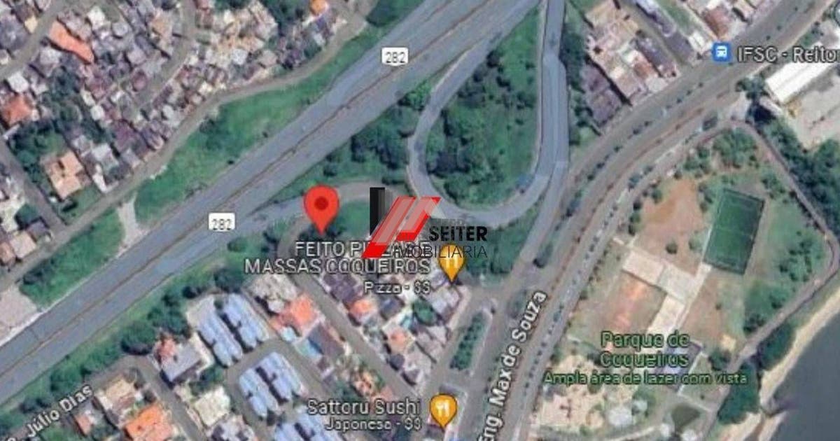 Terreno à Venda em Coqueiros Florianópolis com 508m2