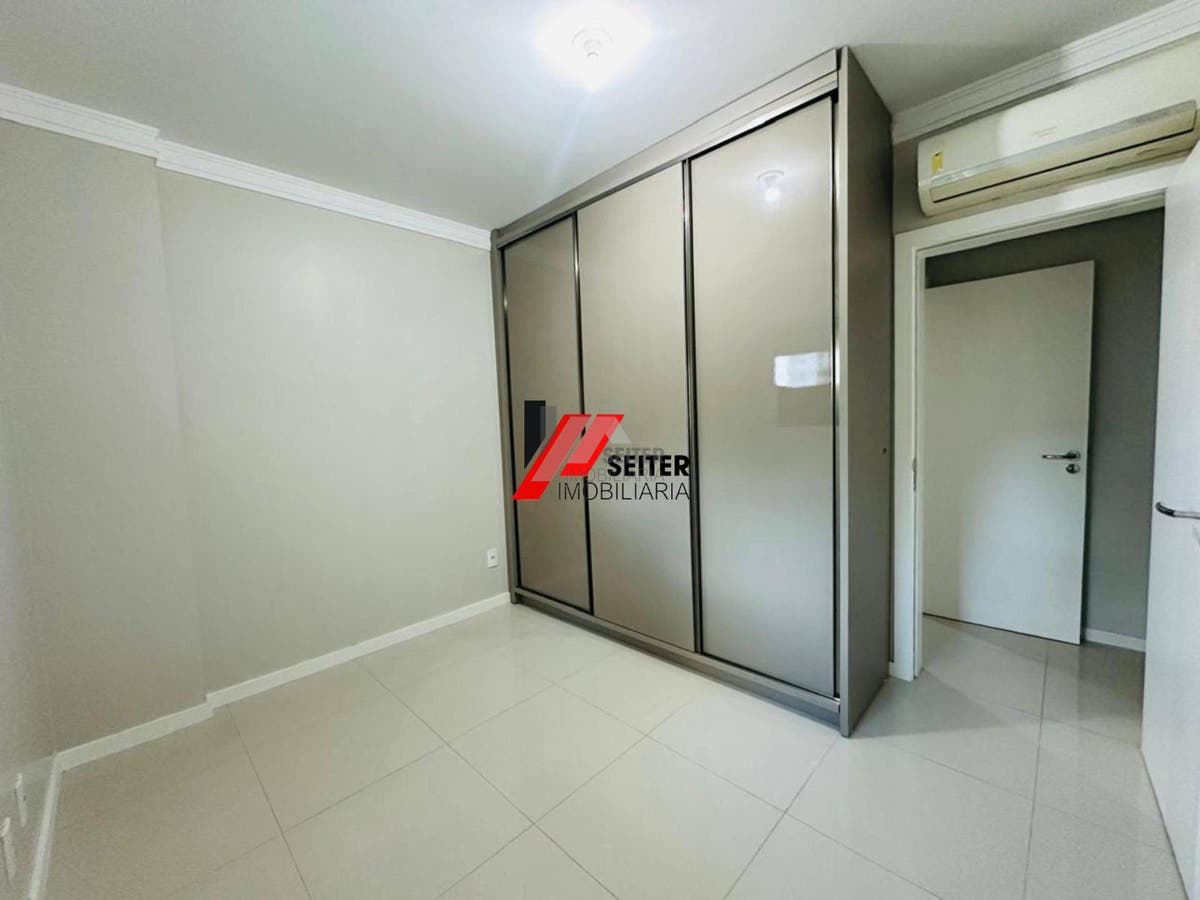 Apartamento de 4 dormitorios com suite para alugar Tom Jobim Itacorubi