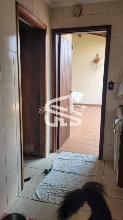 Casa, 6 quartos, 452 m² - Foto 23