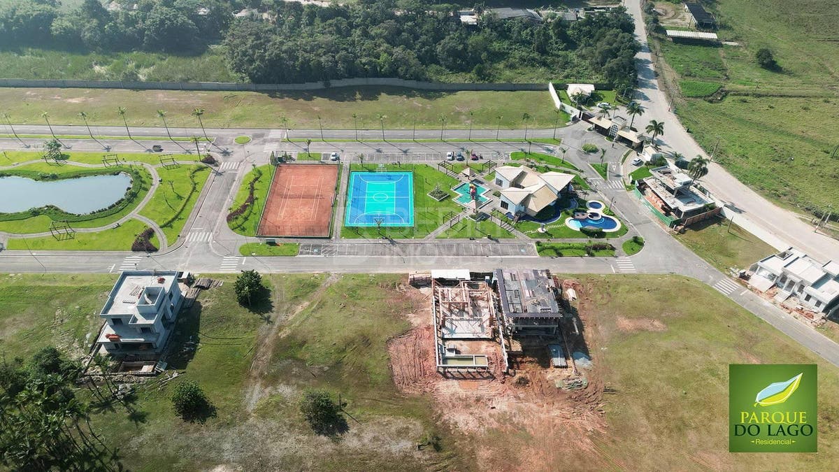 Lote/Terreno de no bairro Centro, em Camboriú | Eu Corretor