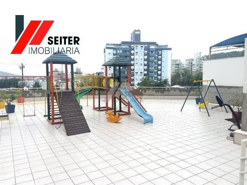 Apartamento de 2 dormitorios Itacorubi Florianopolis