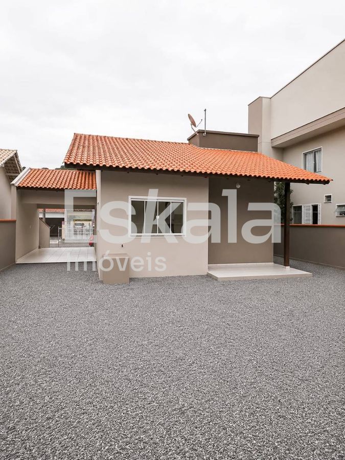 Casa Com 01 Suíte + 01 Quarto Rau - Jaraguá Do Sul