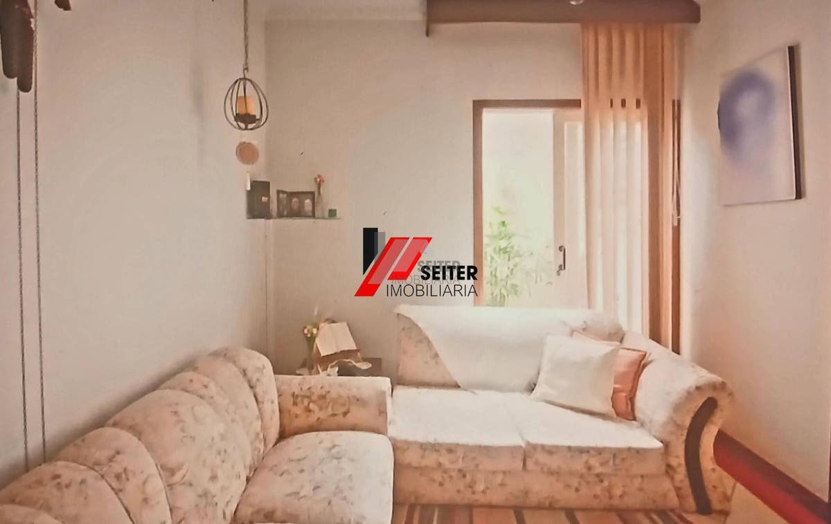 Casa à venda na trindade Florianópolis