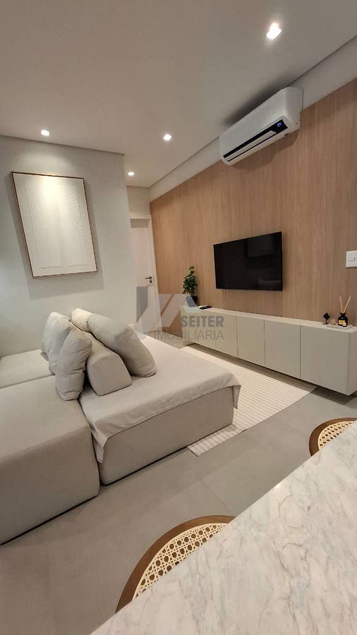 Apartamento 2 dormitórios para Venda no Carvoeira Florianópolis