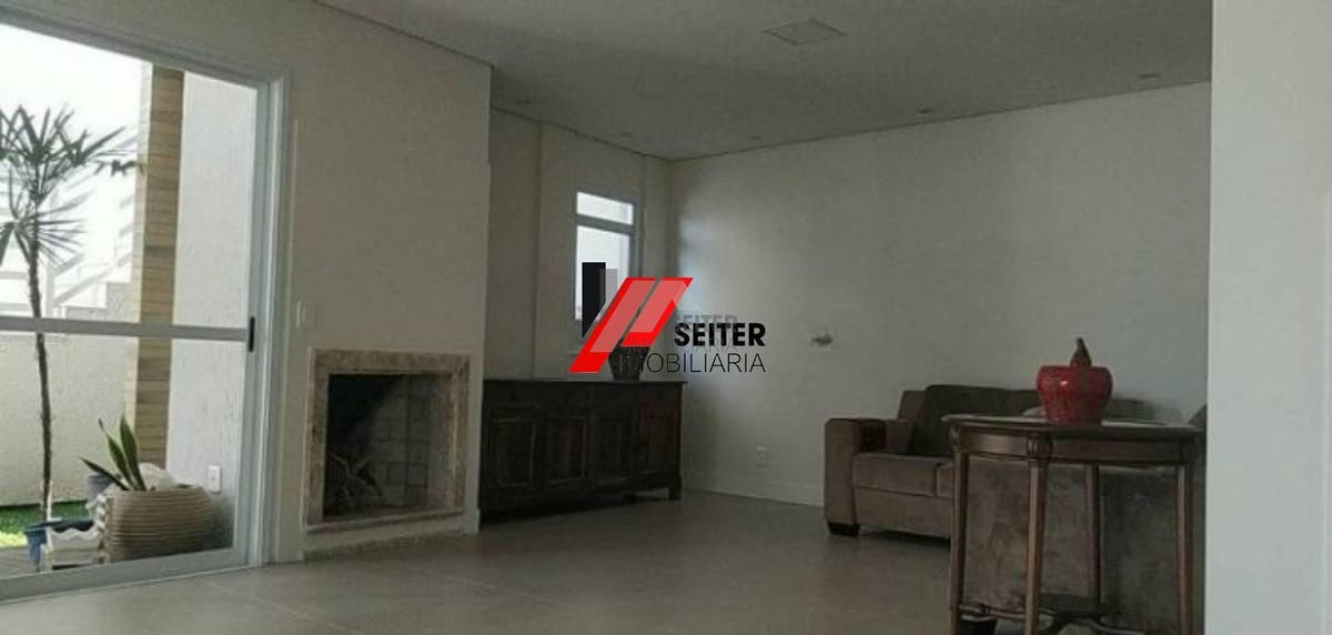 Casa a venda no bairro João Paulo com 4 dormitórios