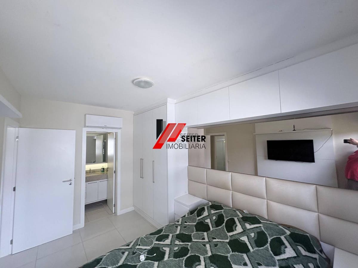 Apartamento 2 dromitorios com suite venda Itacorubi Florianopolis