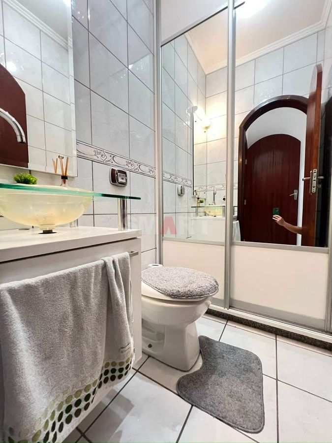 Casa com Piscina 1 Suíte e 2 Quartos no Centro de Jaraguá do Sul