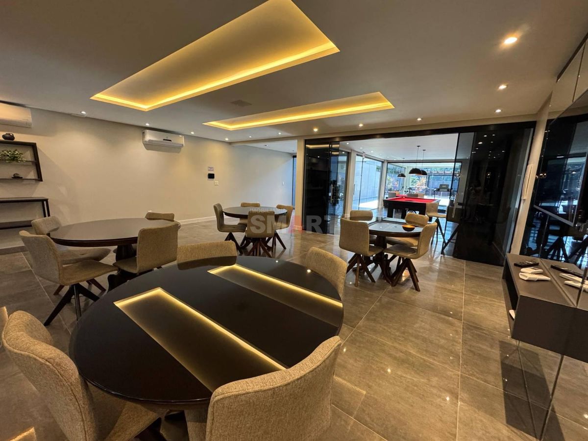 Apartamento com 3 Suítes à Venda no Jaraguá Esquerdo