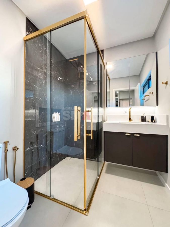Geminado 1 suíte + 2 quartos 100% mobiliado e equipado