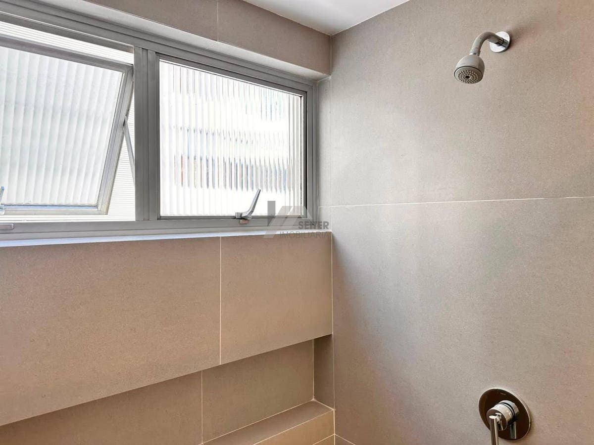 Apartamento a venda com 2 quartos Centro Florianópolis