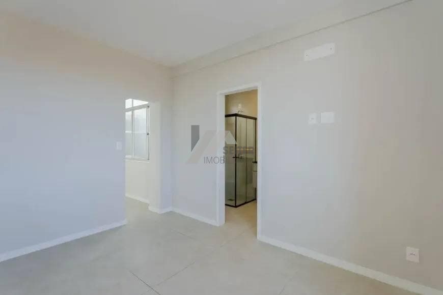 Apartamento com 3 quartos, Centro - Florianópolis