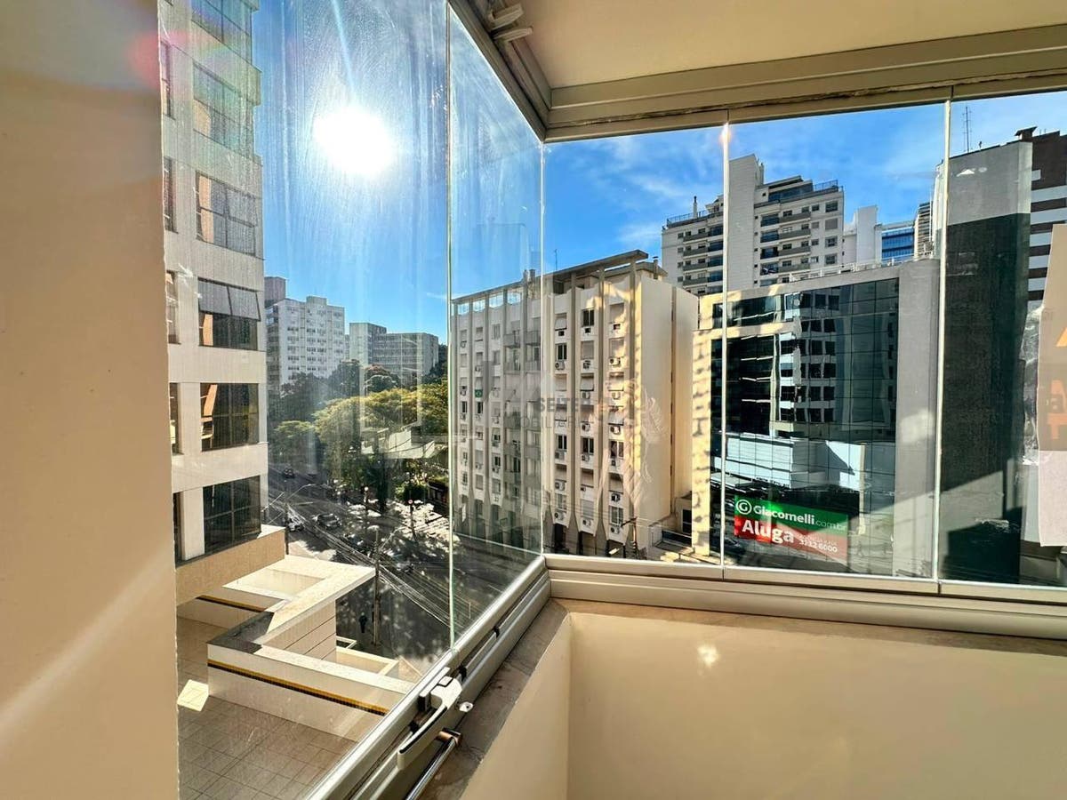 Apartamento a venda com 2 quartos Centro Florianópolis