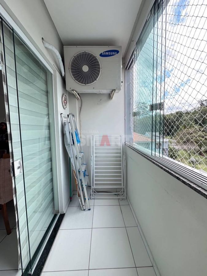 Apartamento no Bairro Nova Brasília Com 01 Suíte + 01 Quarto