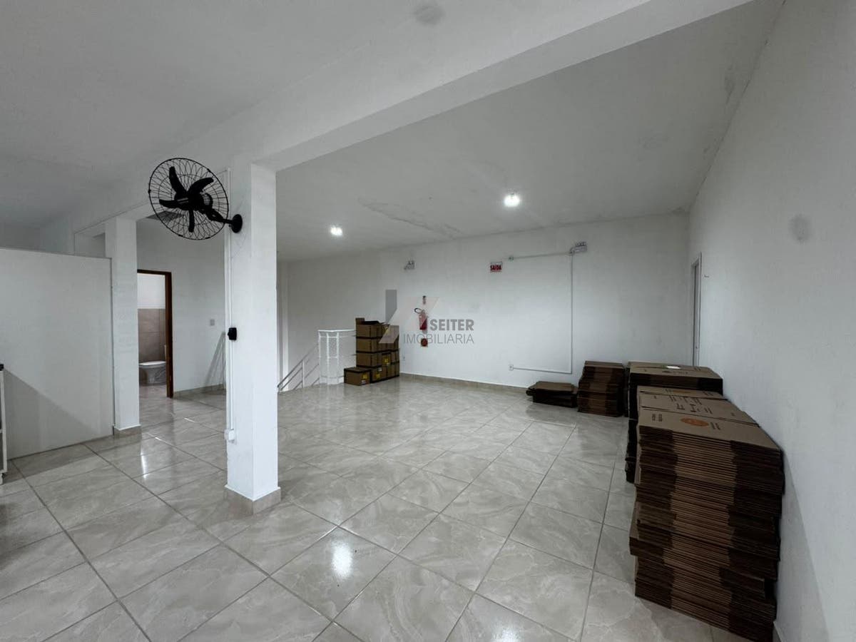 Sala comercial no Jardim Atlantico de 220m²