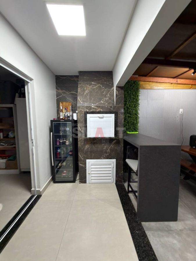 Geminado Semimobiliado com Piscina no Centenário com 1 Suite + 2 Quartos - foto 14