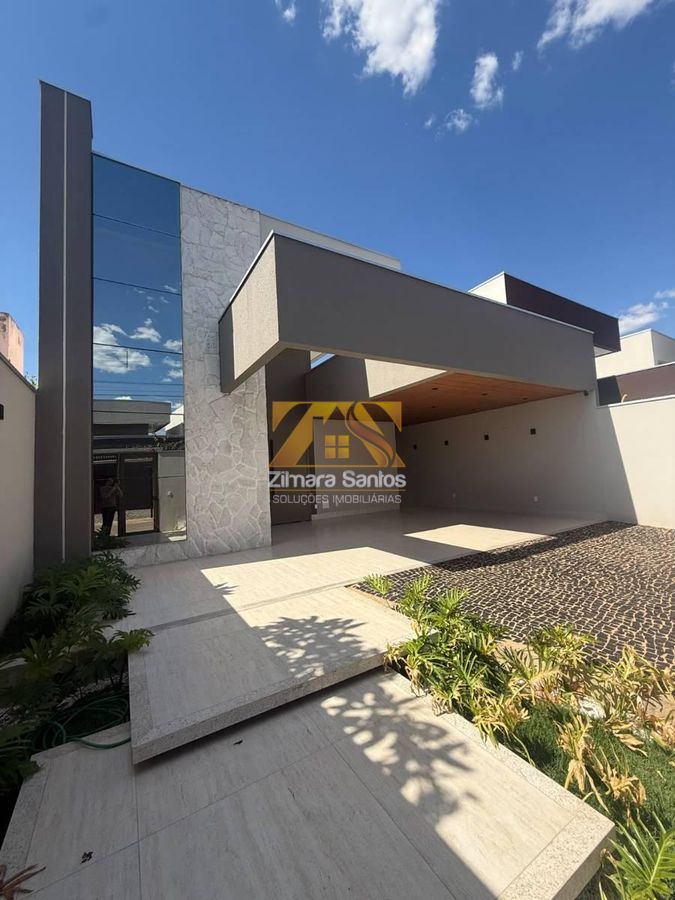 Casa, 5 quartos, 193 m² - Foto 2