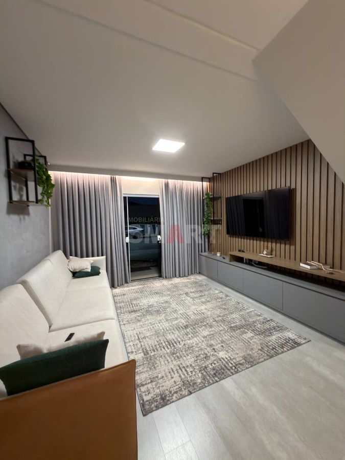 Geminado Semimobiliado com Piscina no Centenário com 1 Suite + 2 Quartos - foto 1