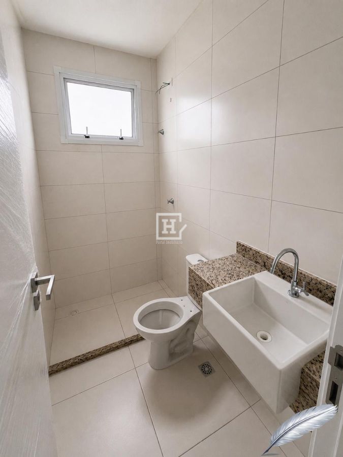 Casa de Condomínio com 3 quartos - Barra dos Coqueiros