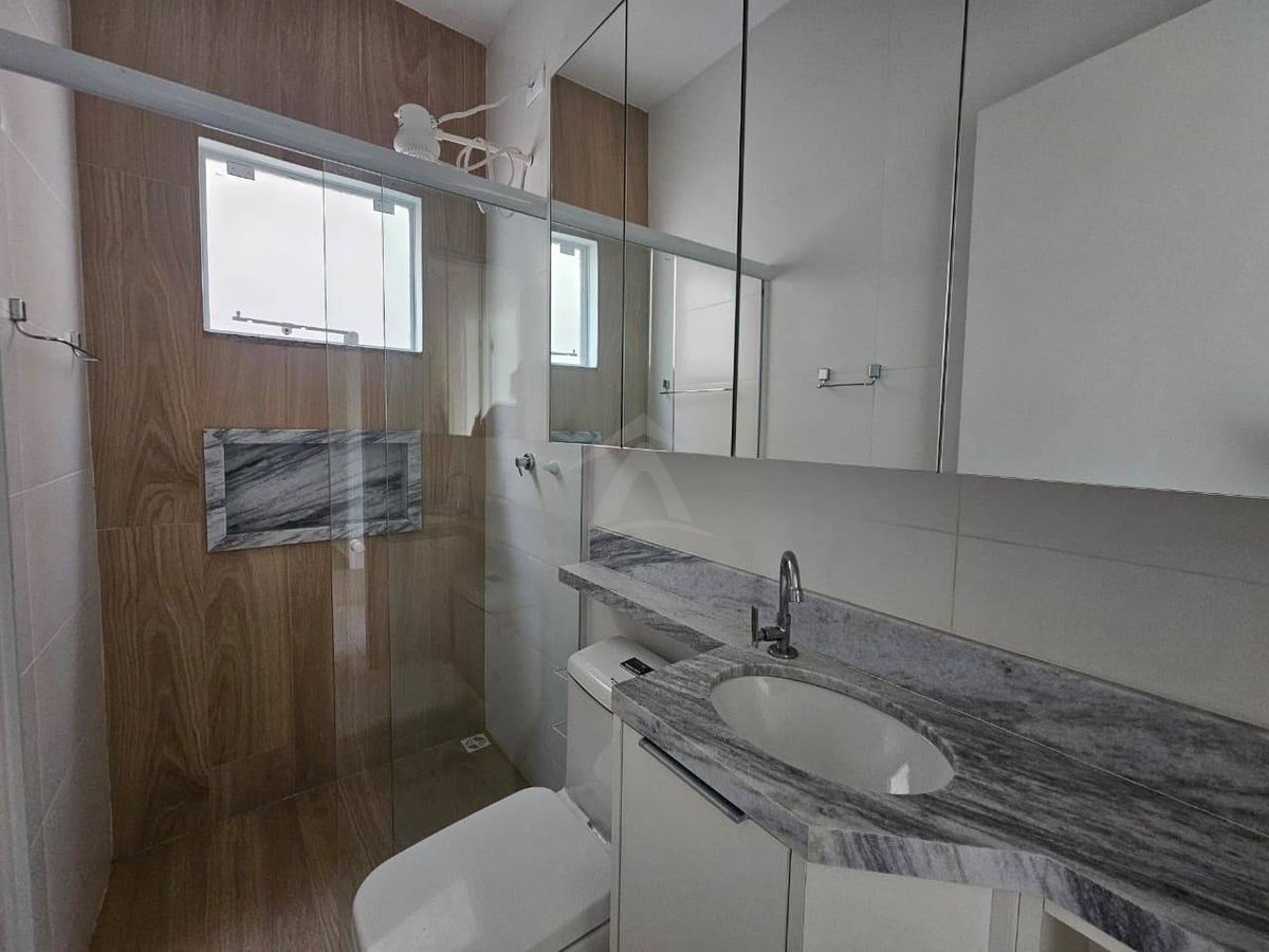 Sobrado mobiliado, 3 quartos sendo 1 suite, rainha do mar