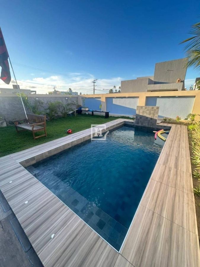 Casa de Condomínio com 4 quartos - Aracaju
