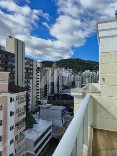 Apartamento com 2 Quartos, Centro - Florianópolis