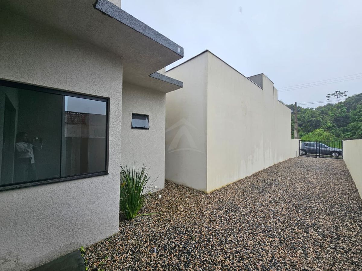 Casa, 2 quartos sendo 1 suíte, saõ josé