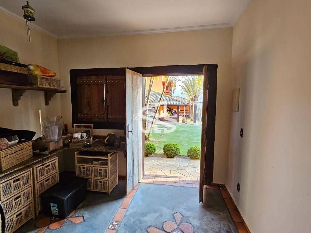 Casa, 5 quartos, 420 m² - Foto 22