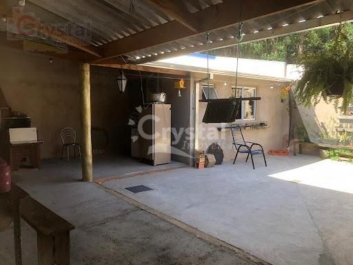 Casa com 2 quartos, Chácara Elisa - Avaré. Foto 2