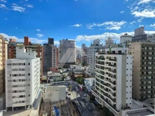 Apartamento com 2 Quartos, Centro - Florianópolis