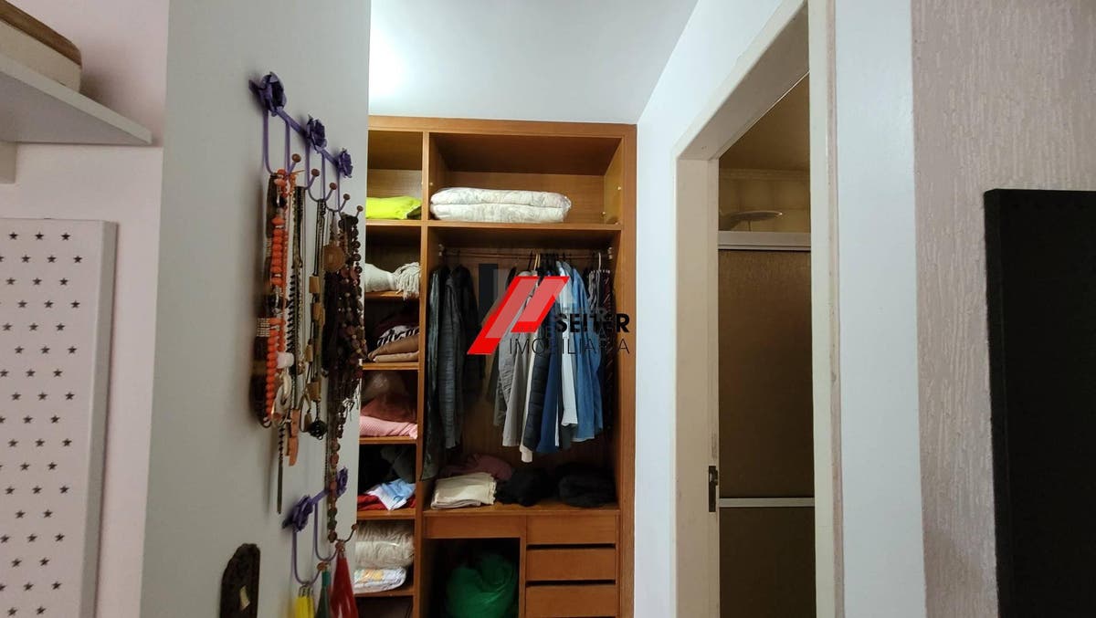 Casa com 4 quatro quartos para locação trindade florianópolis