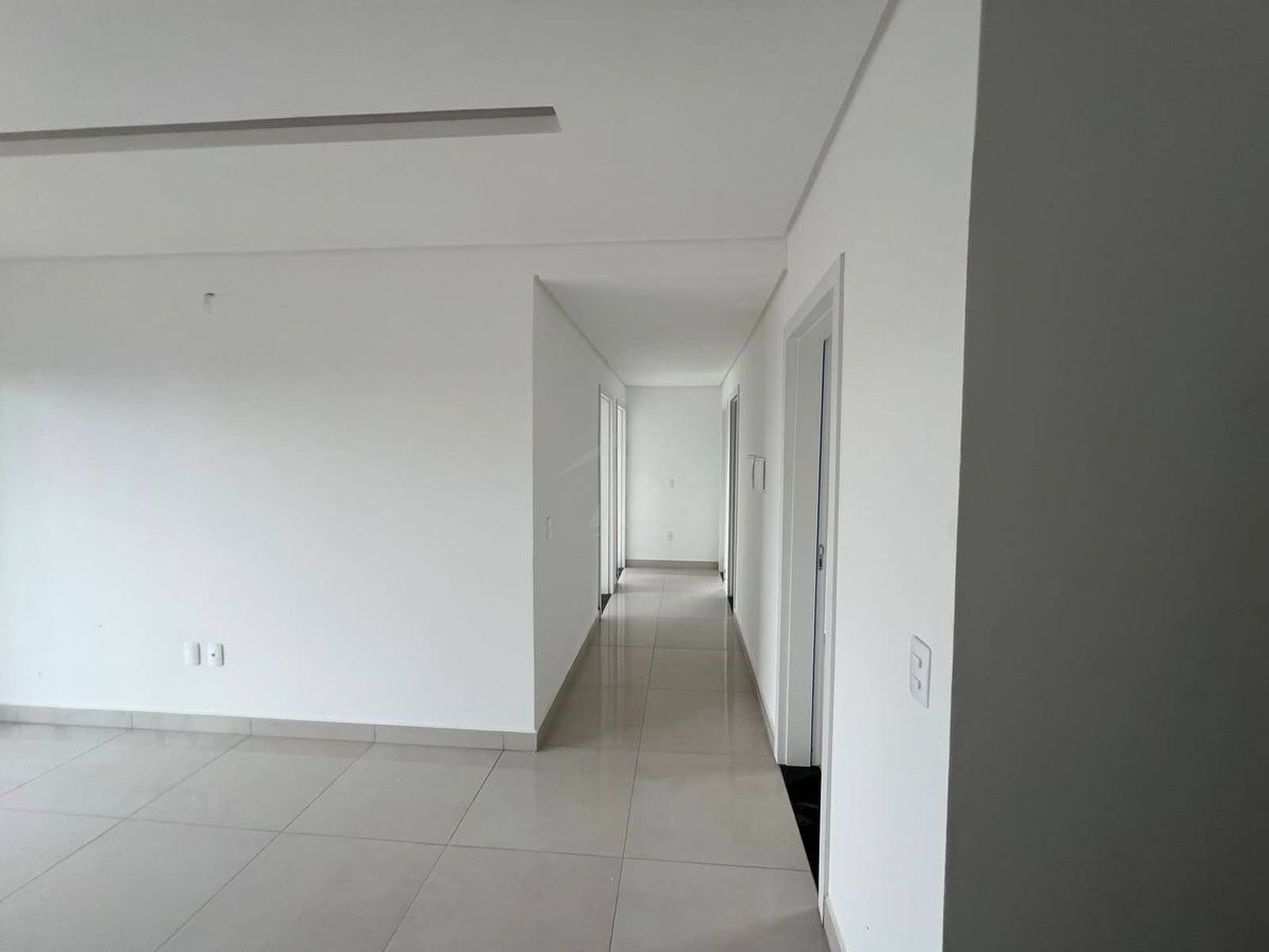 Apartamentos condomínio lauren m. Residence