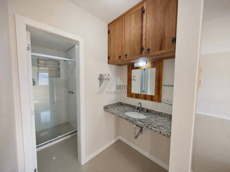 Apartamento com 3 quartos Pantanal Florianópolis