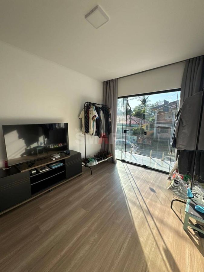 Geminado Duplex com 1 Suite e 2 Quartos no Rau