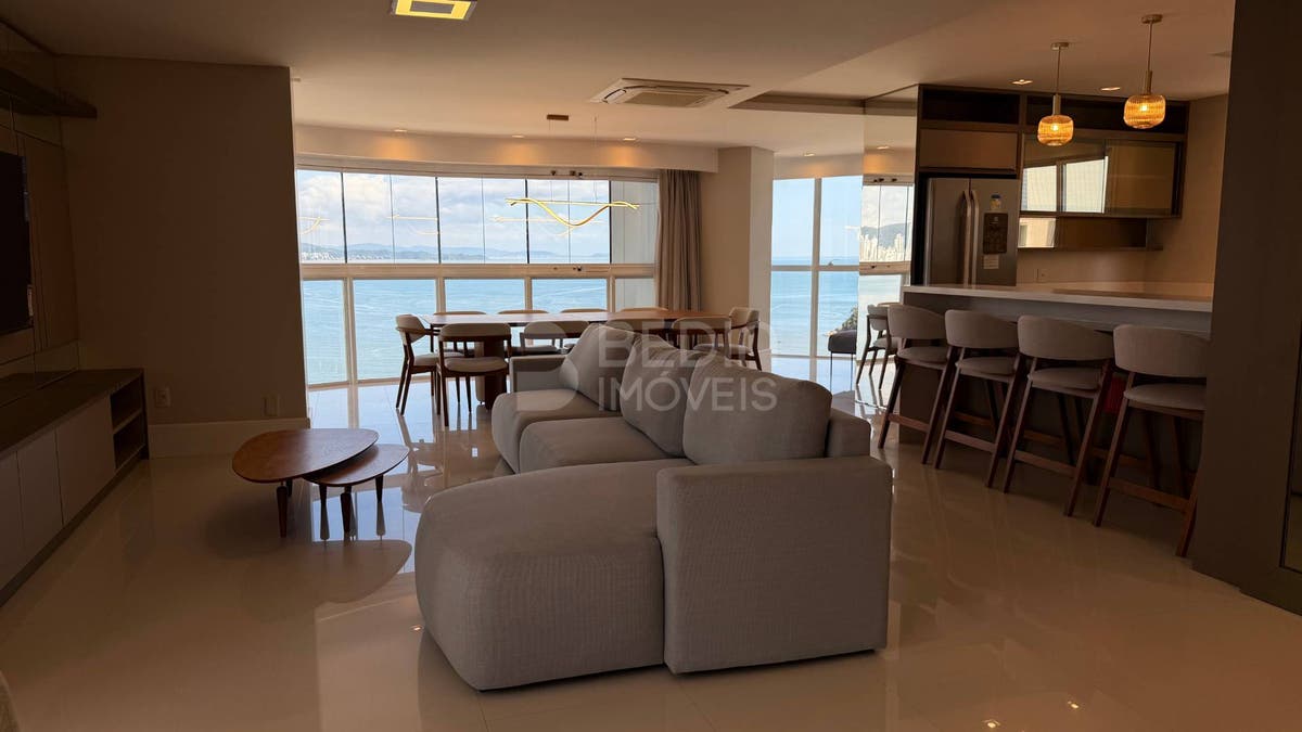 Apartamento de 4 quartos, 237m² no bairro Centro, em Balneário Camboriú | Eu Corretor