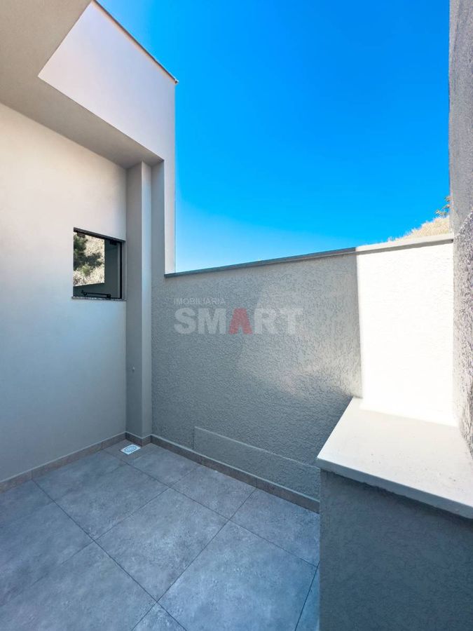 Casa Geminada com 1 Suíte + 1 Quarto