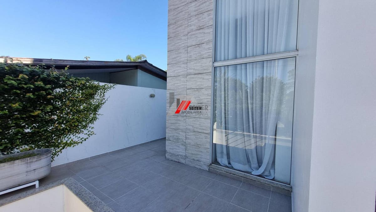 Casa de 3 suites a venda Lagoa da Conceiçao Florianopolis com 352 metros de area util