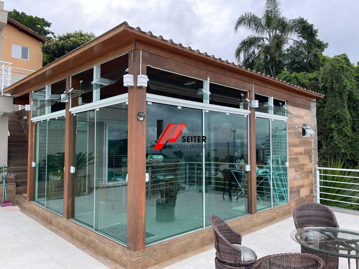 Casa a venda agronômica Florianópolis
