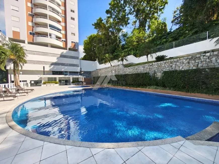Apartamento com 3 quartos Pantanal Florianópolis