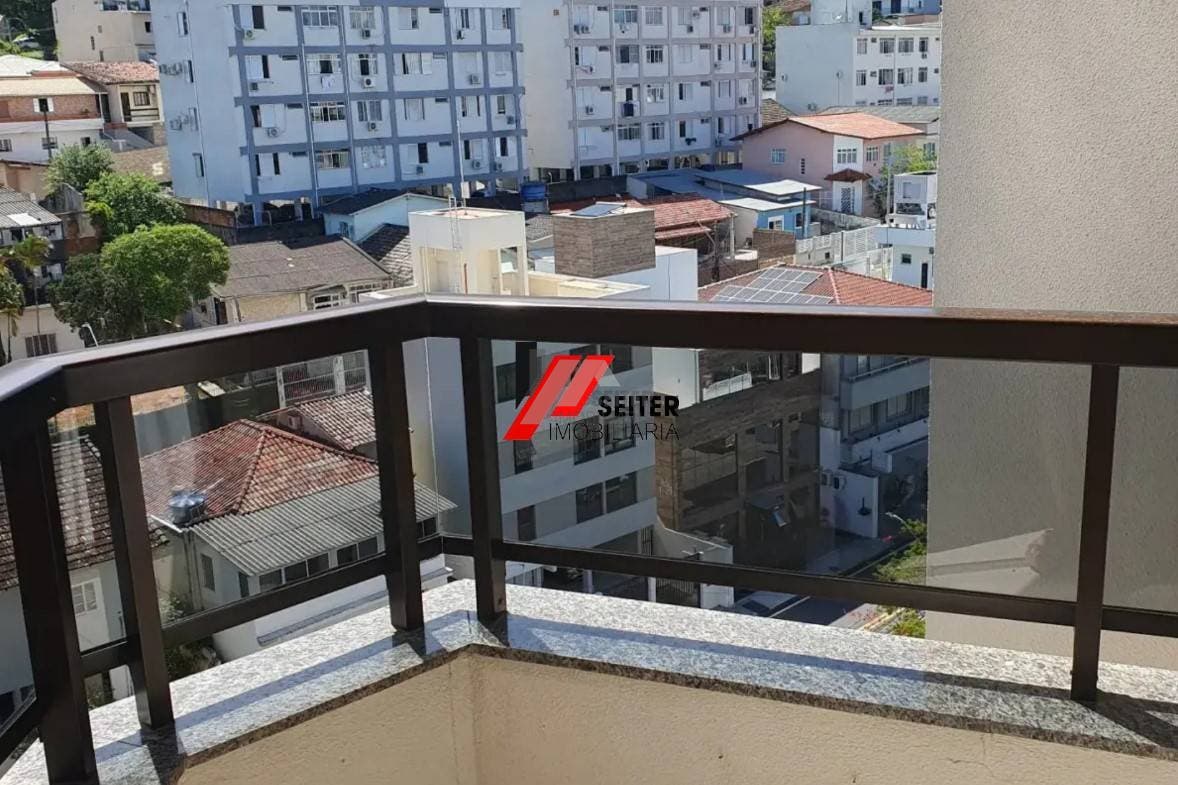 Residencial › Apartamento com 2 dormitórios a Venda no Centro de Florianópolis