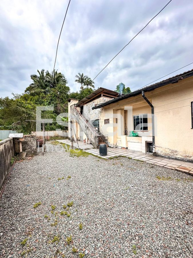 Terreno com 771,23m² + Casa com 146m² Vila Lenzi - Jaraguá do Sul