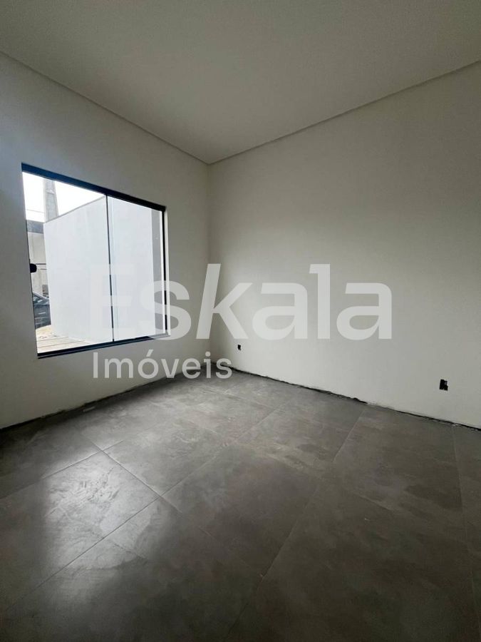 Casa geminada à venda com 01 suíte + 01 quarto Bairro Jaraguá 99