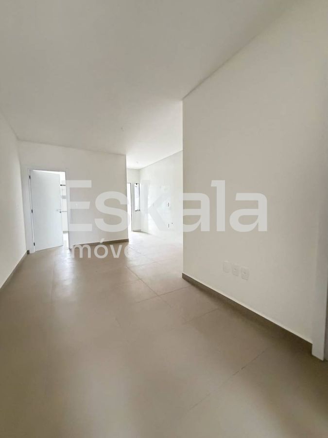 Casa Geminada Com 02 Dormitórios Escolinha - Guaramirim
