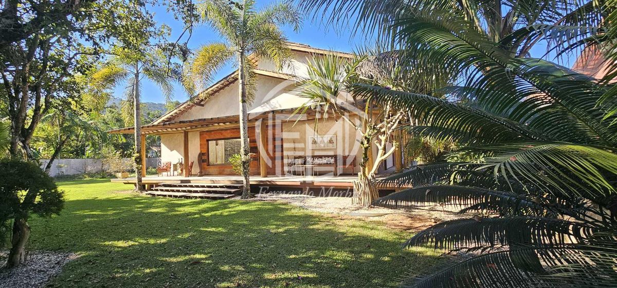 Casa espetacular a venda estilo bali na Praia de Itamambuca