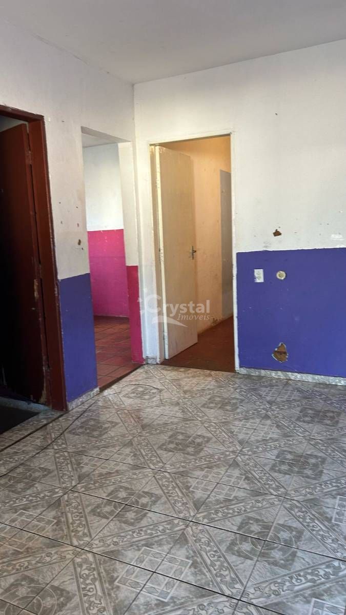 Casa com 2 quartos e terreno de 300m² à venda em Ipiranga - Avaré. Foto 2