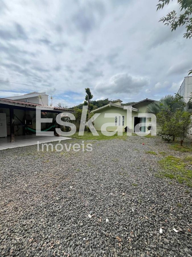 Casa Com 02 Quartos Nereu Ramos - Jaragua Do Sul