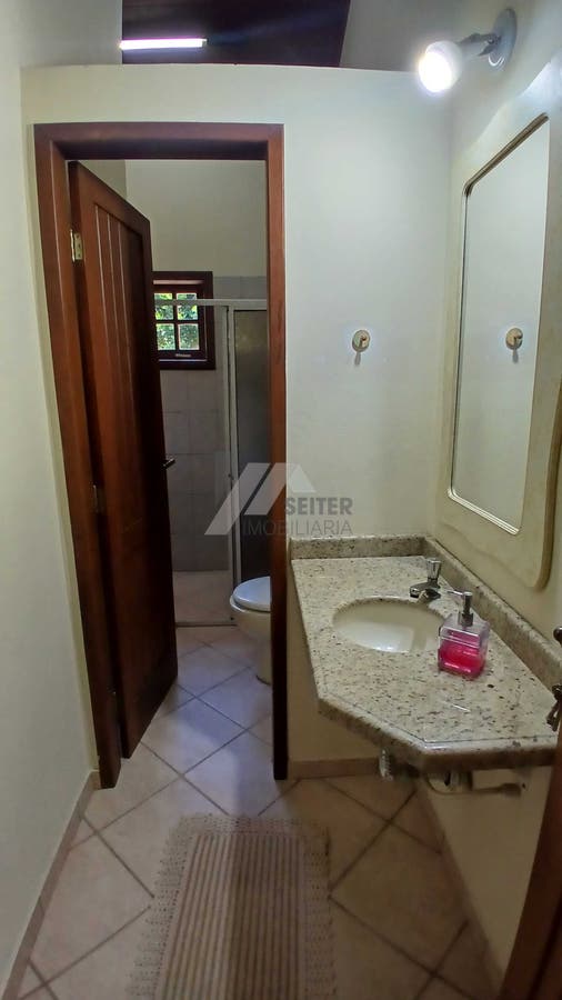 Casa a venda de 4 suites terreno grande Santo Antonio de Lisboa Florianopolis