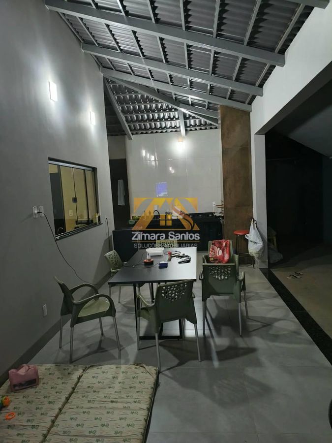 Casa, 3 quartos, 214 m² - Foto 3